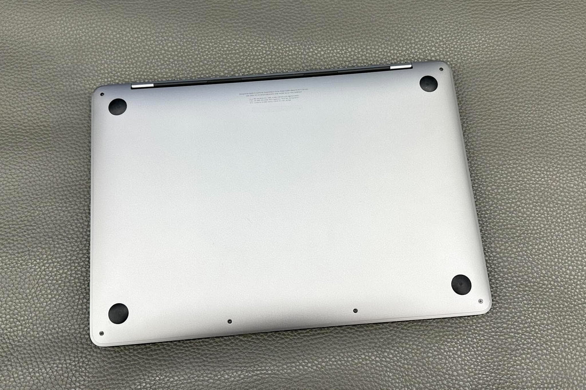 MacBook Pro 2020 bản 8/256 Xám - RP3XY - A-