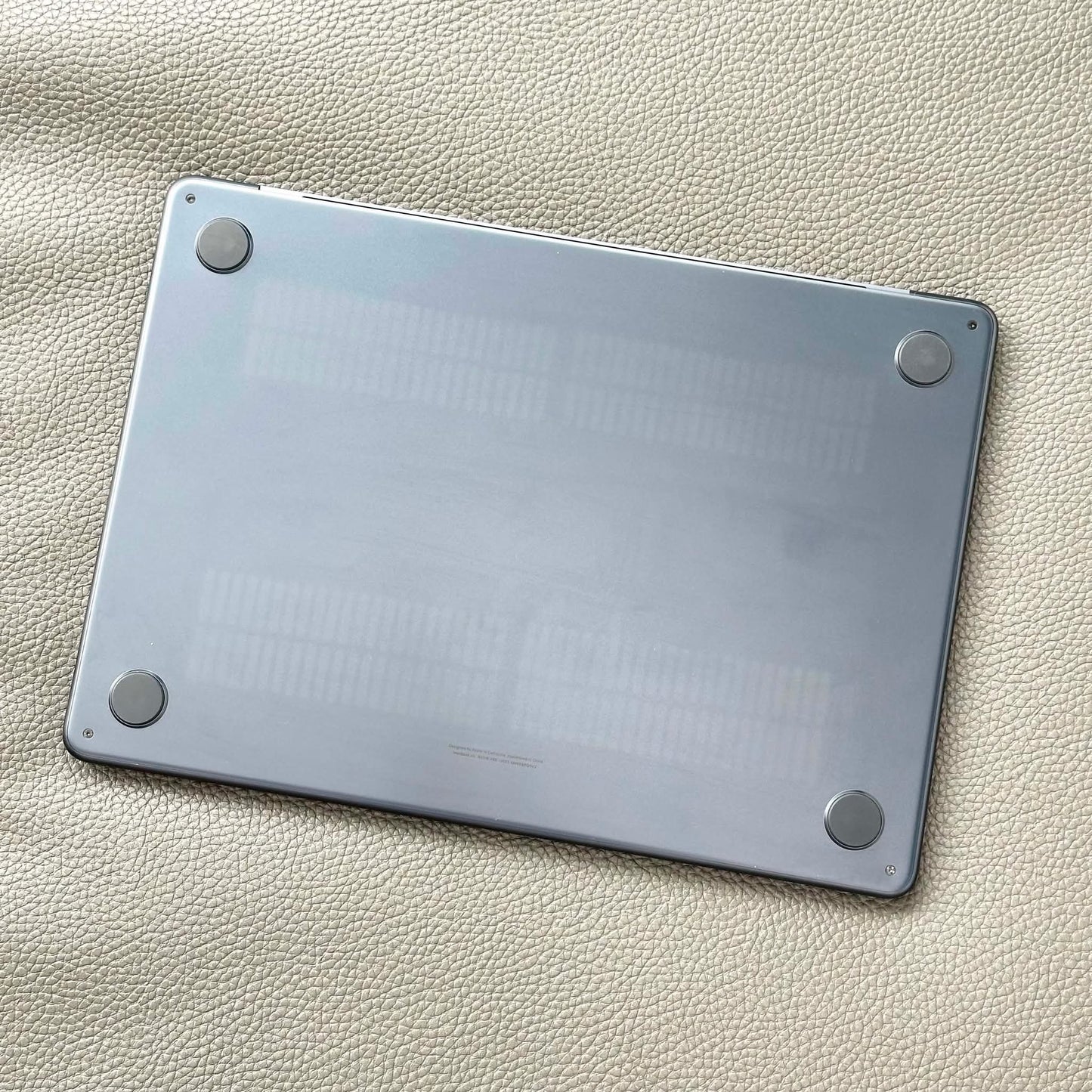 MacBook Air M2 bản 8GB/256GB Màu xanh đen - Pin 97%  - XQ9V2