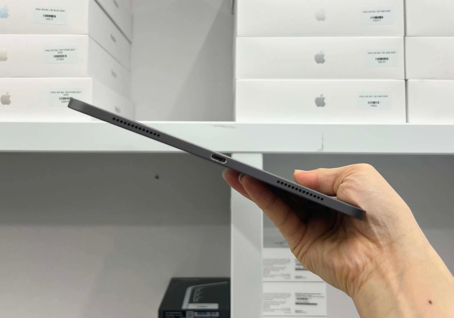 IPad Pro 2020 bản 128gb Màu xám-  Pin 84% - PPTRF - A-*