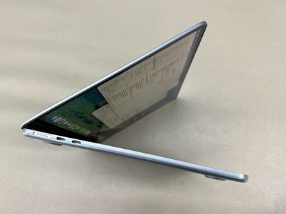 MacBook Air M2 bản 8GB/256GB Màu xanh đen - Pin 96% -RC9NK