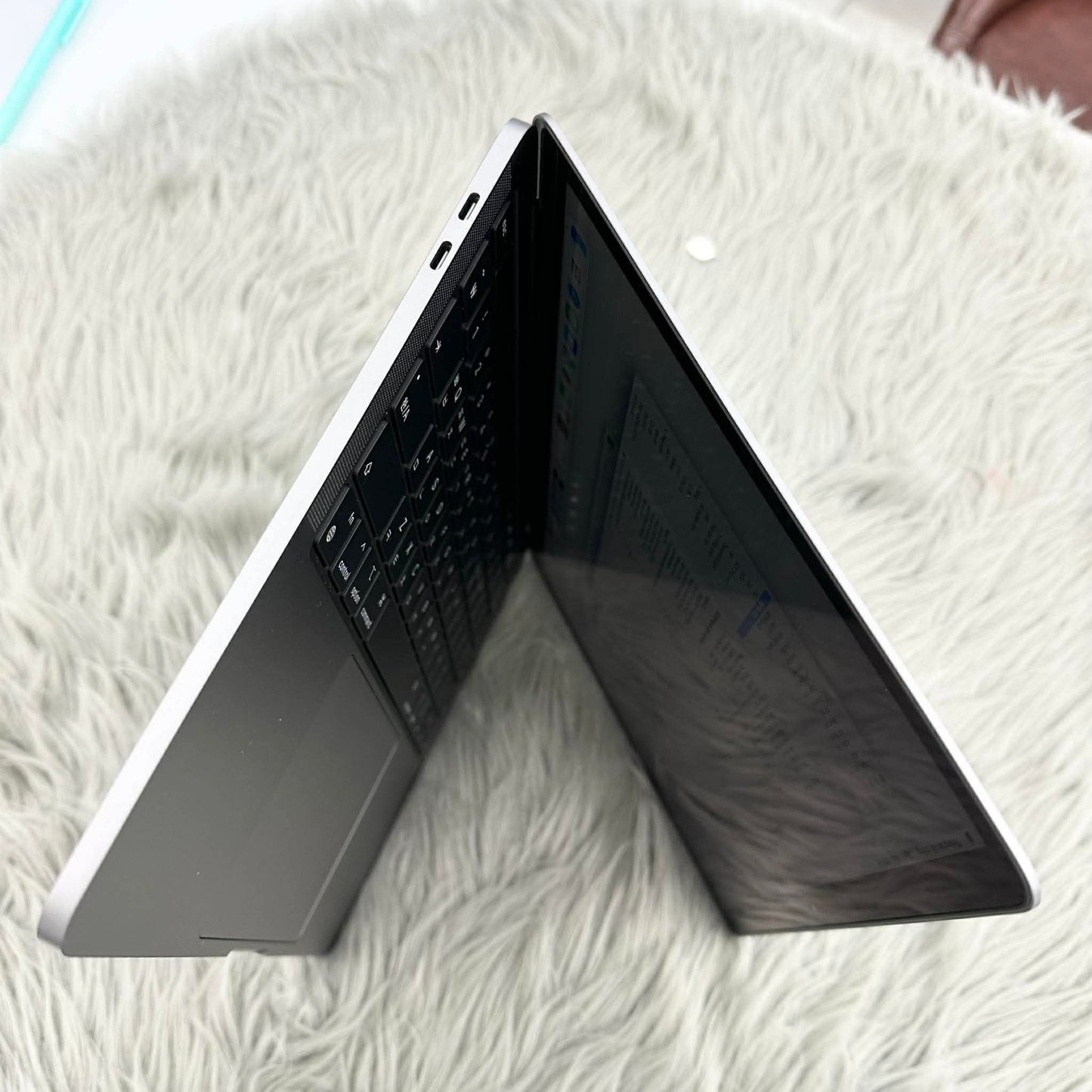 MacBook Pro M2 bản 8GB/256GB Màu Xám - Pin 91% - 30VHP