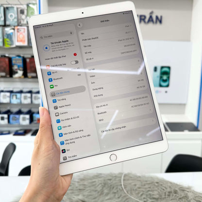 IPad Air 3 64gb Bạc - Pin 82% - MLMPF  A-*