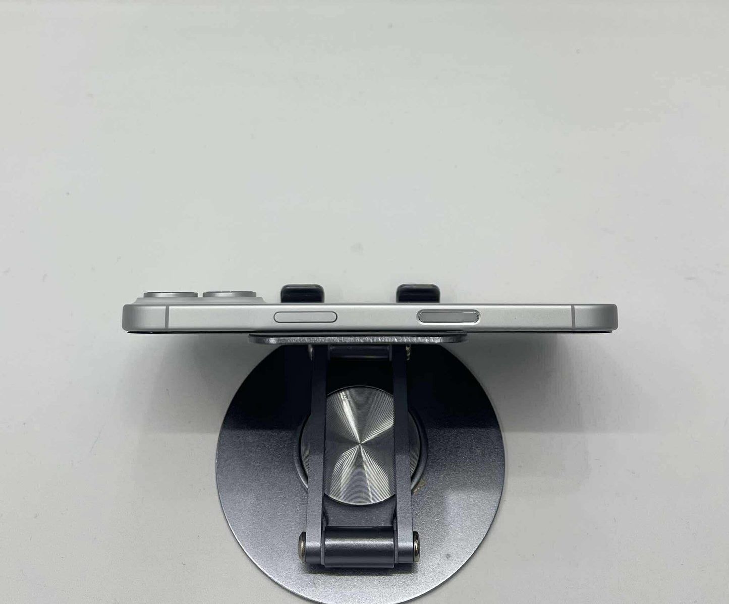 Iphone 16 128 Màu Trắng - Pin 100% sạc 16 lần - 67761