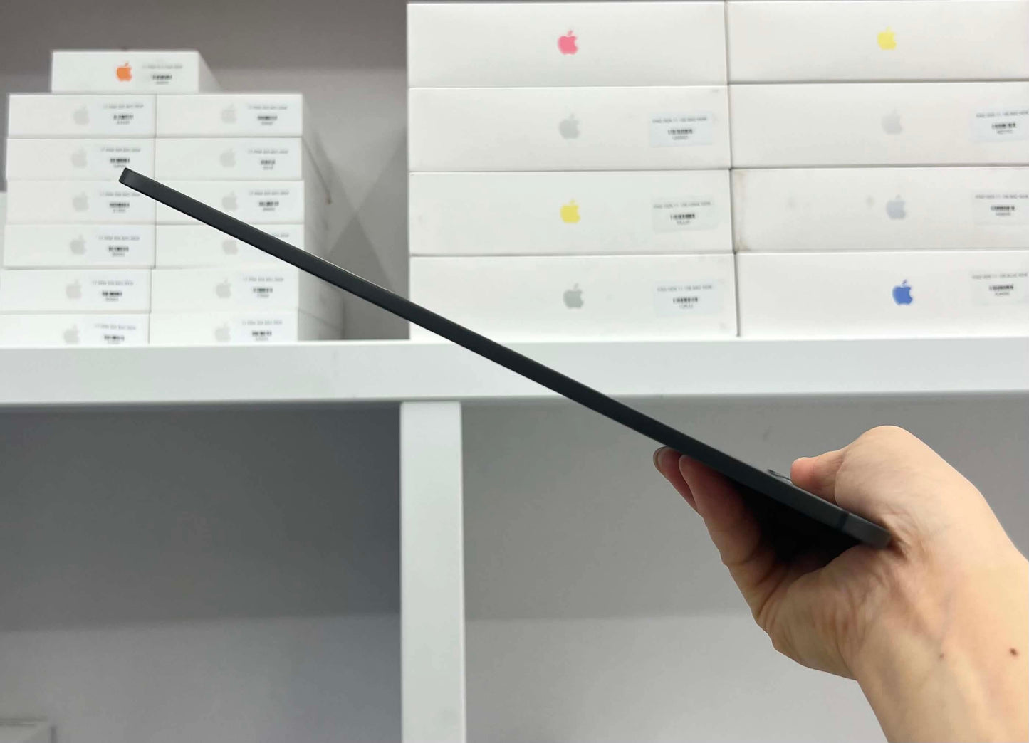 IPad Pro M4 bản 256GB Màu xám - Pin 100% sạc 1 lần box + sạc zin - R4V4C
