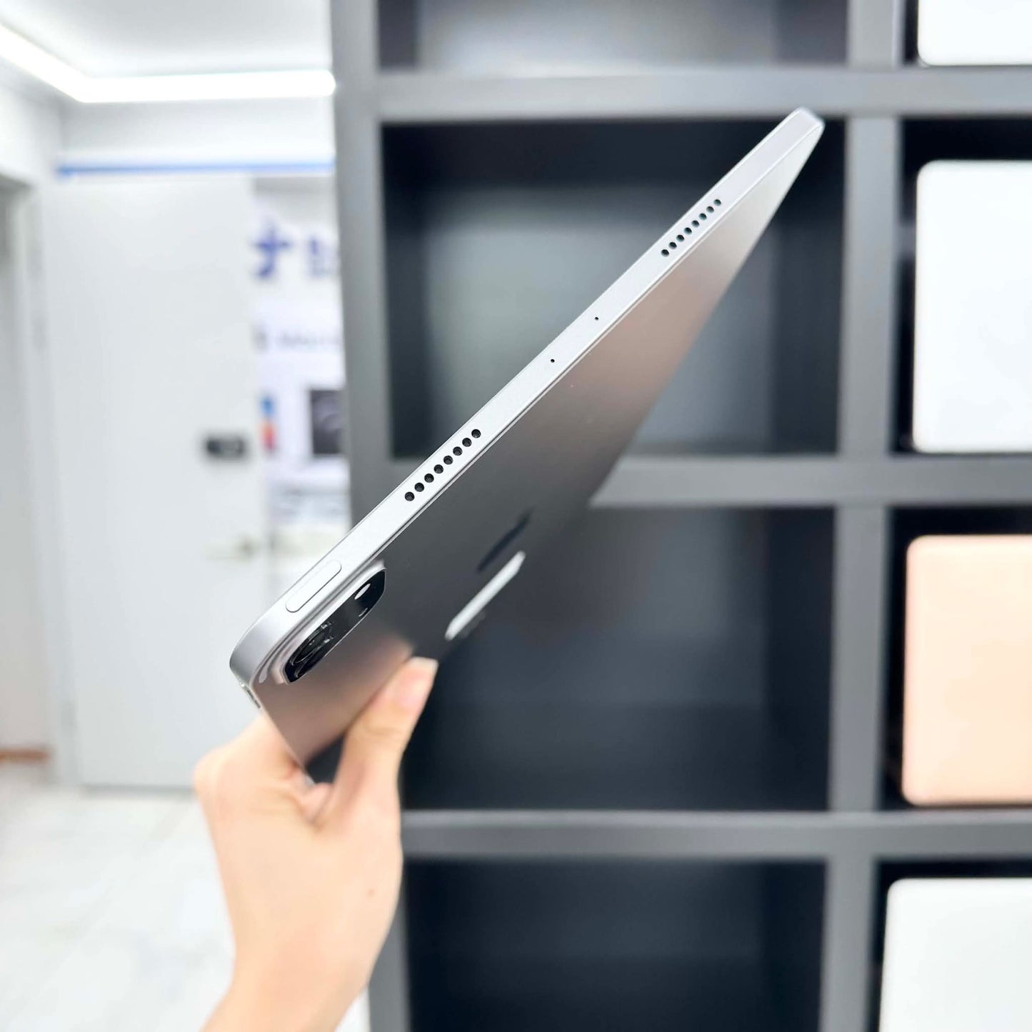 IPad Pro M2 bản 512gb màu xám - Pin 100% sạc 18 lần  - J365D