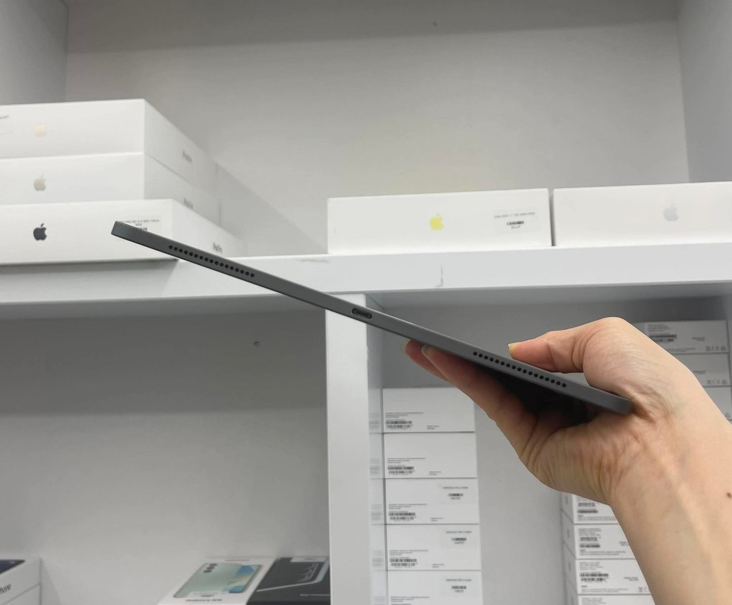IPad Pro 2020 bản 128GB Màu xám 12.9 inch - Pin 82% - C9PV03 A-*