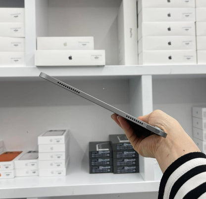 IPad Air 6 bản 128GB Màu xám - Pin 100% sạc 18 lần - 6V6LC