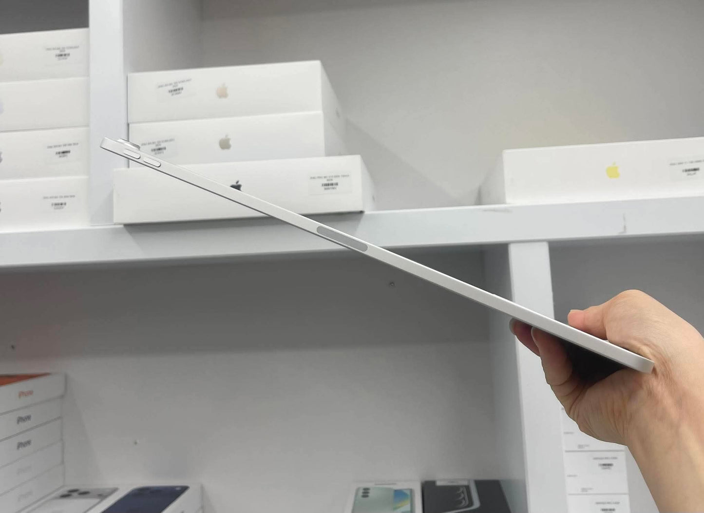 IPad Pro 2018 bản 64GB Màu bạc 12.9 inch - Pin 87% - LK7MC A-*