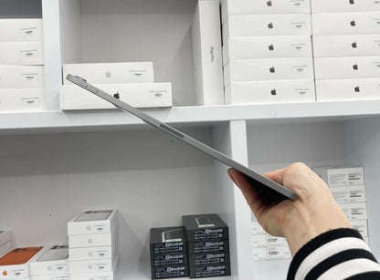 IPad Air 6 bản 128GB Màu xám - Pin 100% sạc 18 lần - 6V6LC