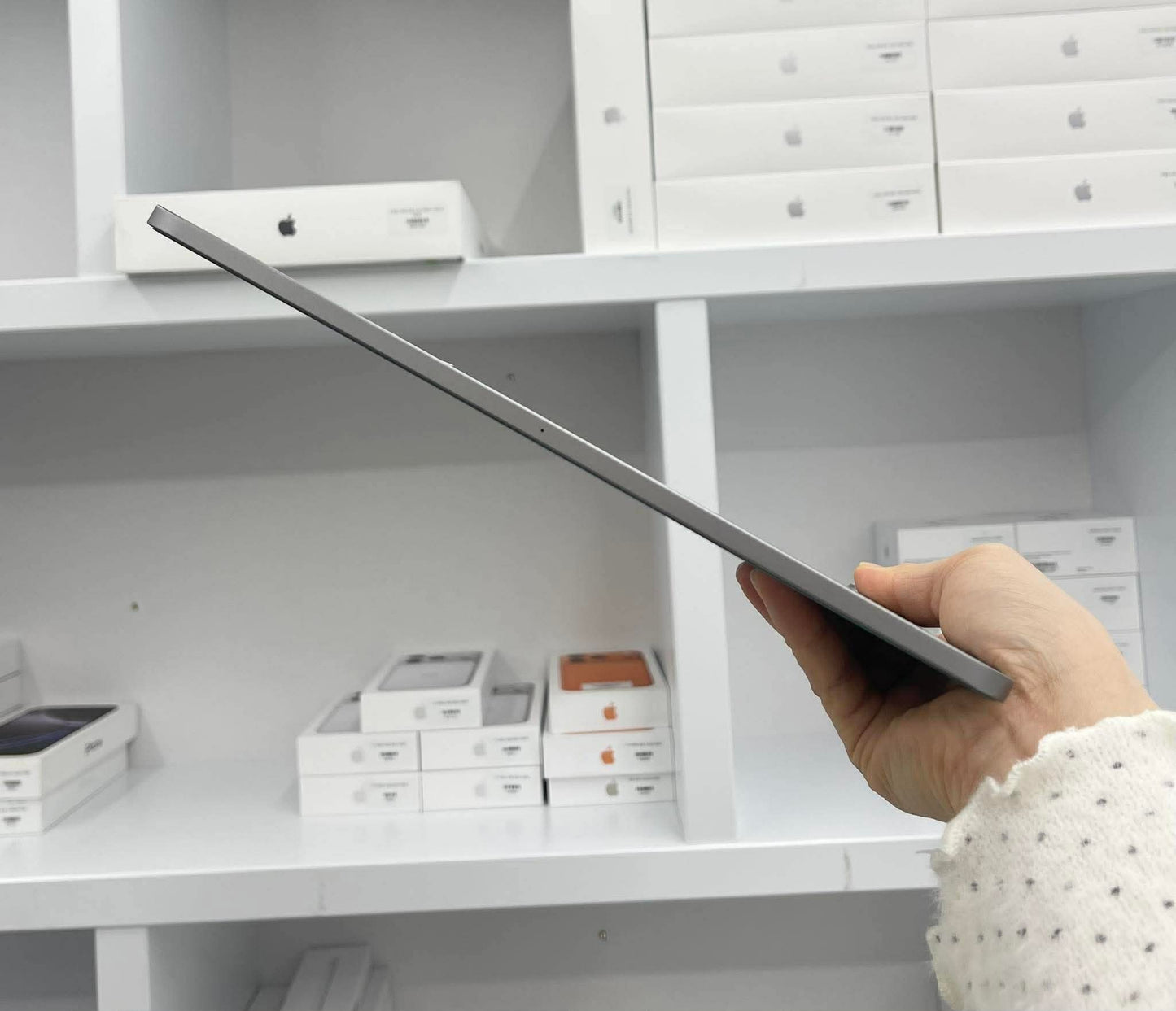 IPad Pro M2 bản 128GB Màu xám - Pin 88% - JHNHP A-