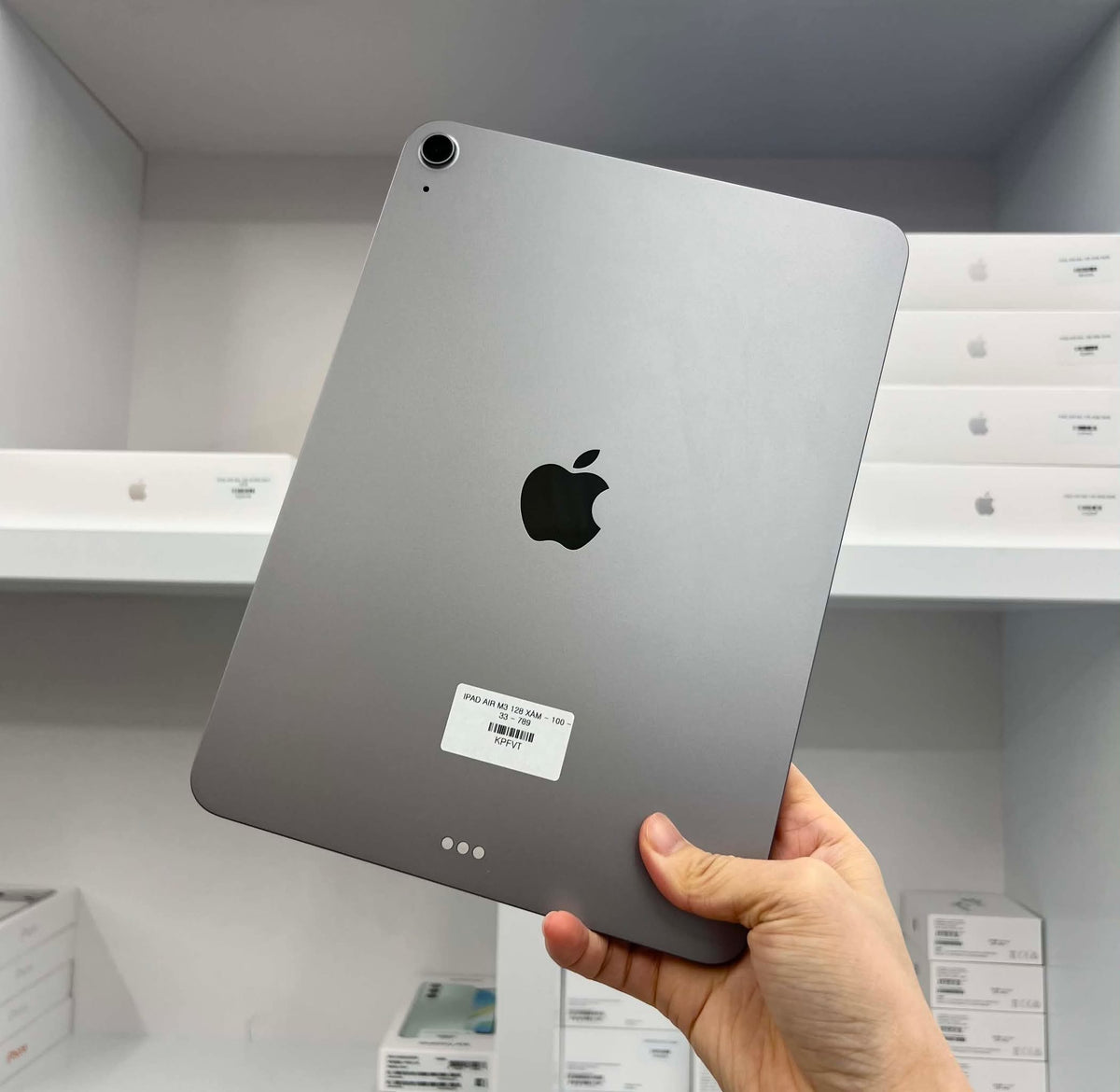 Ipad Air M3 128gb Màu xám   - Pin 100% sạc 45 lần - wpm4n Teku