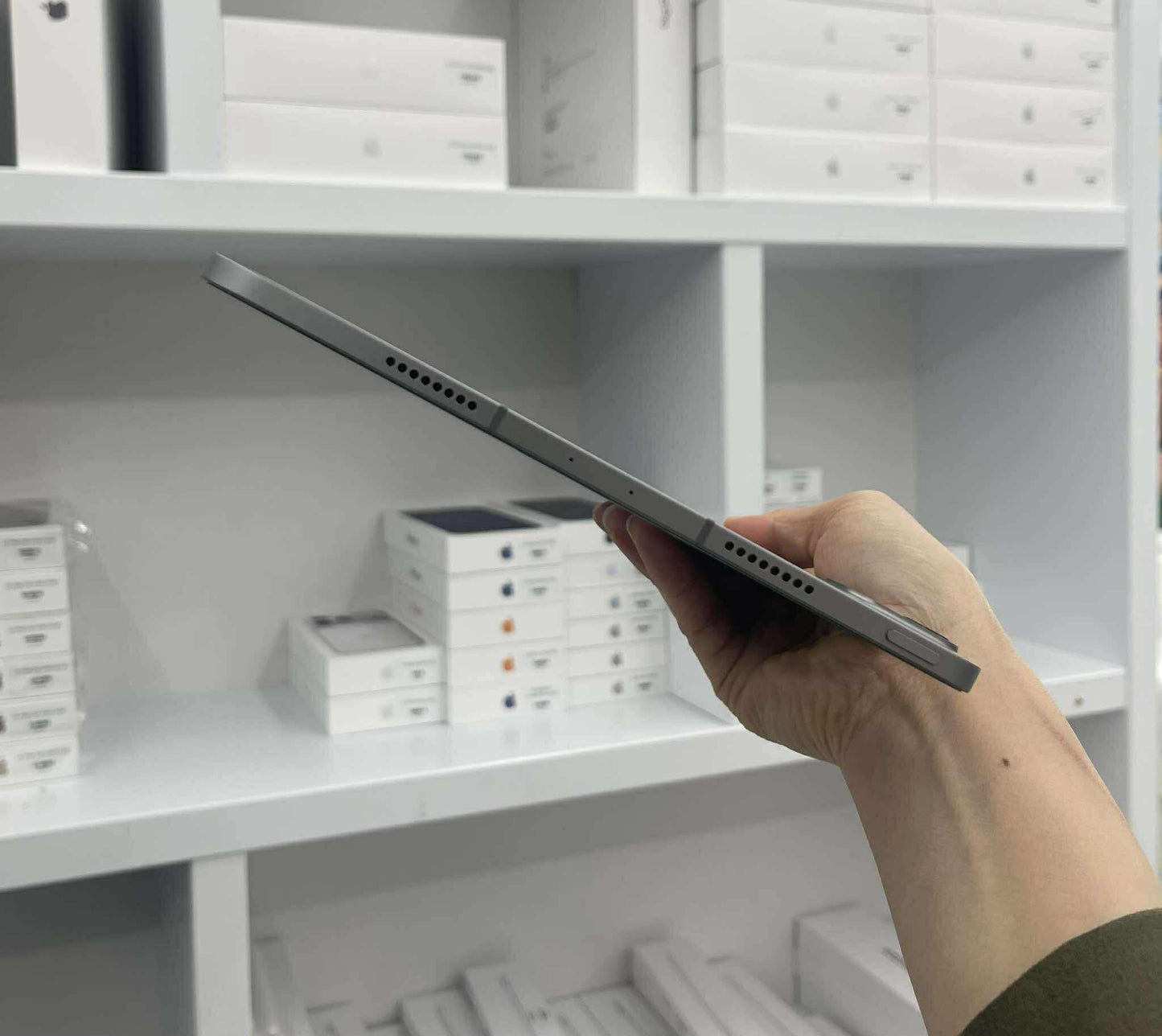 IPad Pro M2 bản 128gb Màu xám Bản Sim - Pin 100% - WWWNH