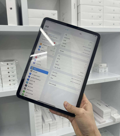 IPad Pro M1 bản 256GB Màu xám - Pin 92% - L65HH - A-