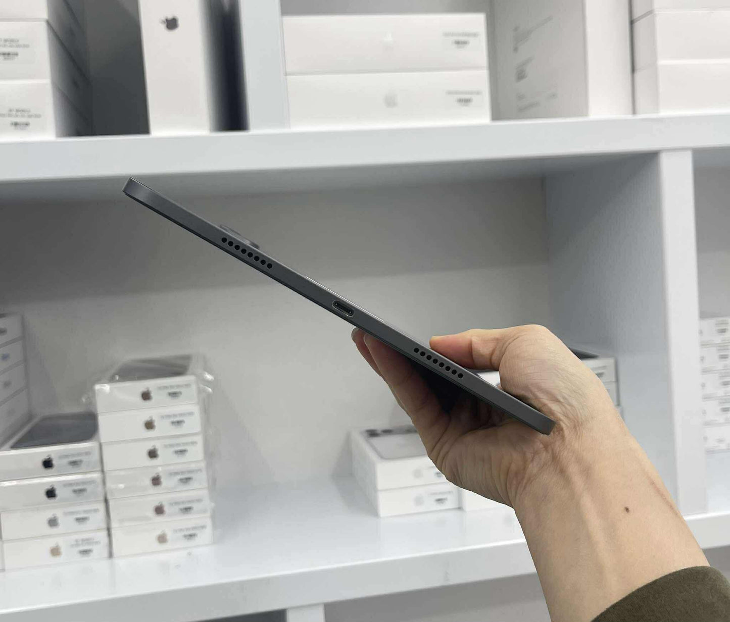 IPad Pro M1 bản 128GB Màu Xám - Pin 100% sạc 48 lần - 2V24M