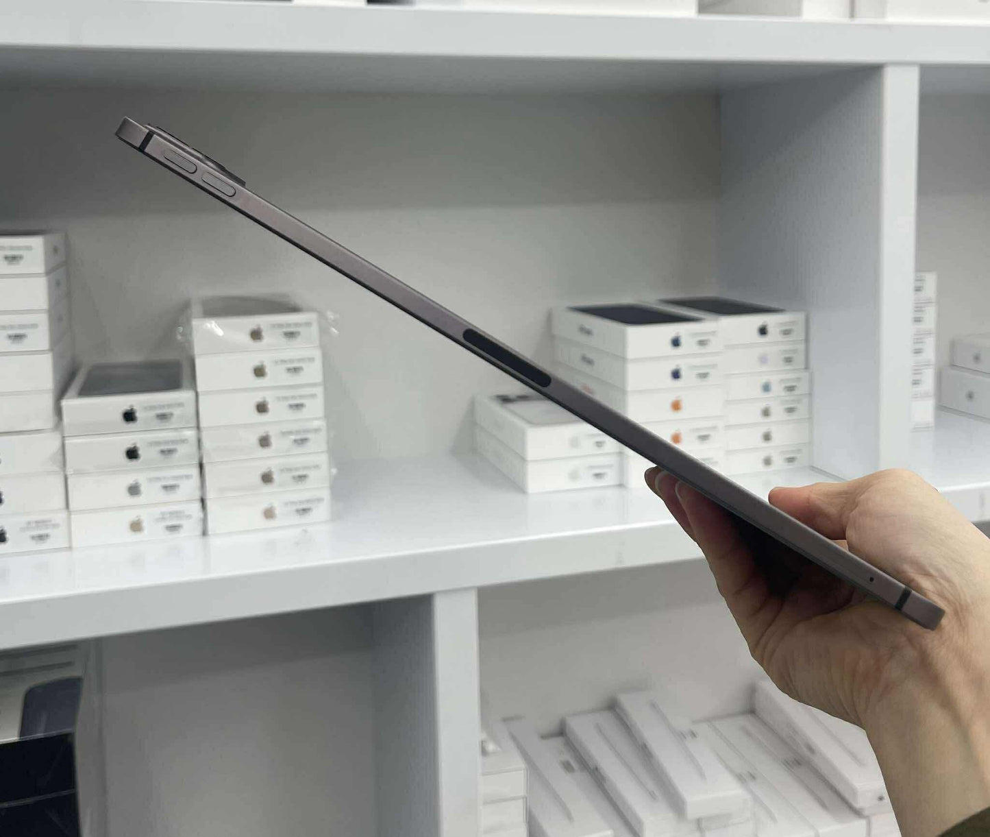 IPad Pro 2020 bản 128gb Màu xám Bản Sim - Pin 87% - JNTH0