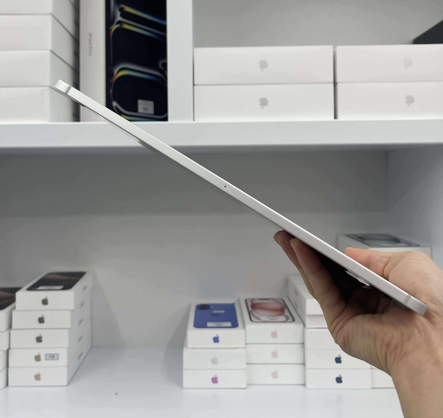IPad Pro 2018 bản 64GB Màu bạc - Pin 95% - RKKD81