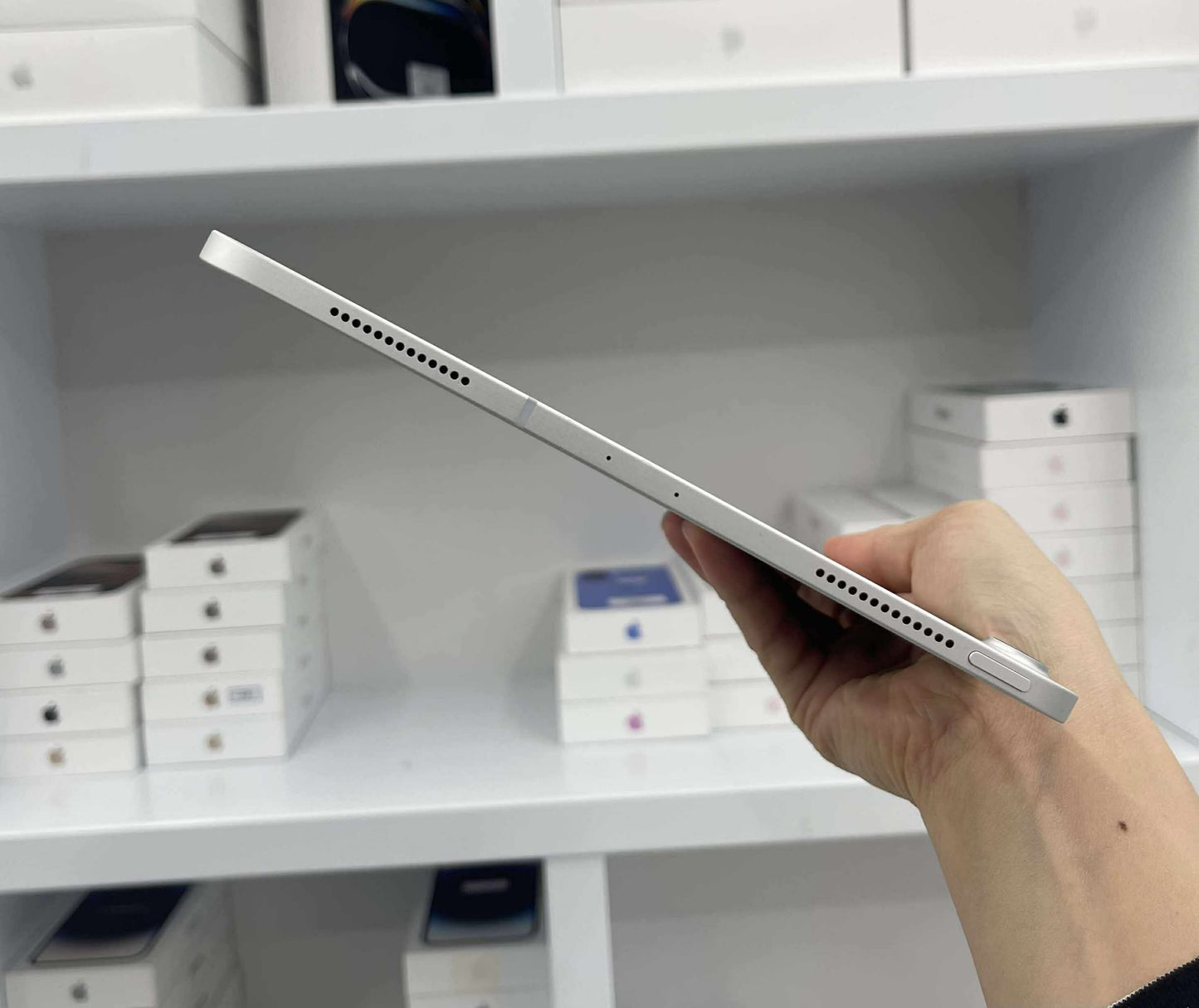 IPad Pro 2018 bản 64GB Màu bạc - Pin 89% - A- - RJKD81*