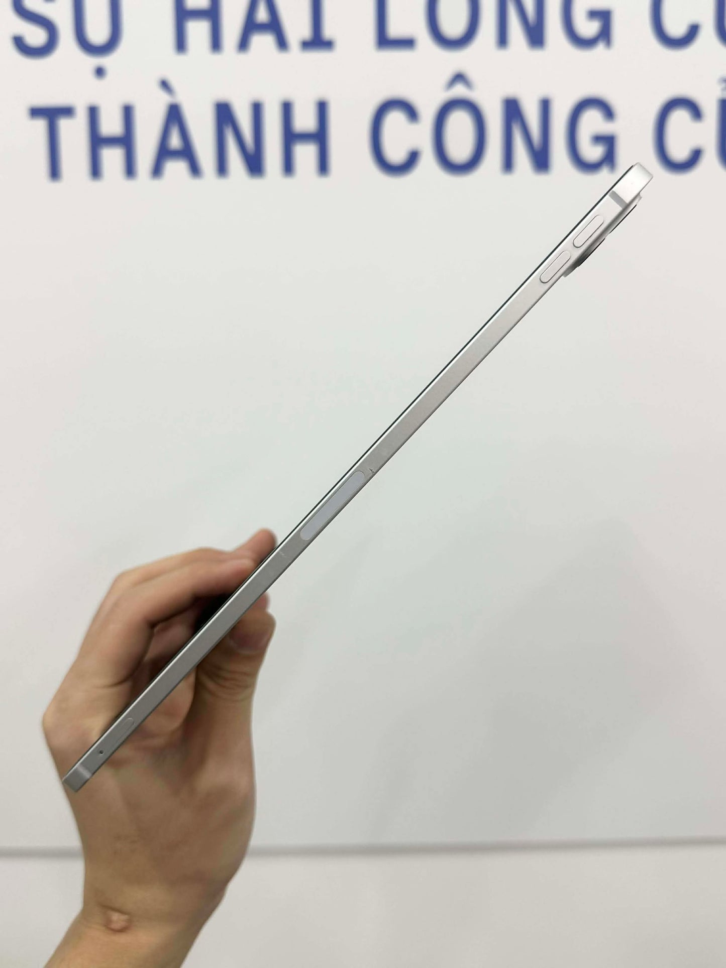 IPad Pro M1 bản 128gb Màu bạc - Pin 84% - 19030 A-* TEKU