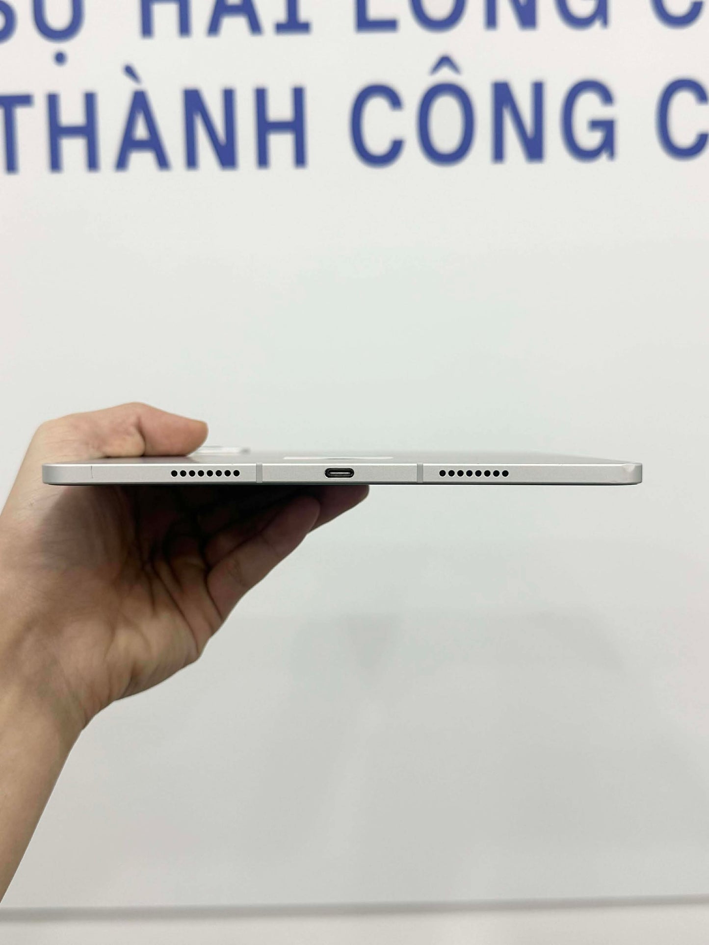 IPad Pro M1 bản 128gb Màu bạc - Pin 84% - 19030 A-* TEKU