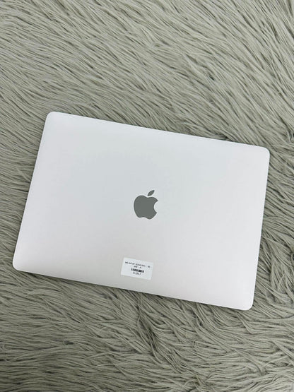 MacBook Air M1 bản 8gb/256gb Màu Bạc - Pin 85% - 3LQ6L7 A-