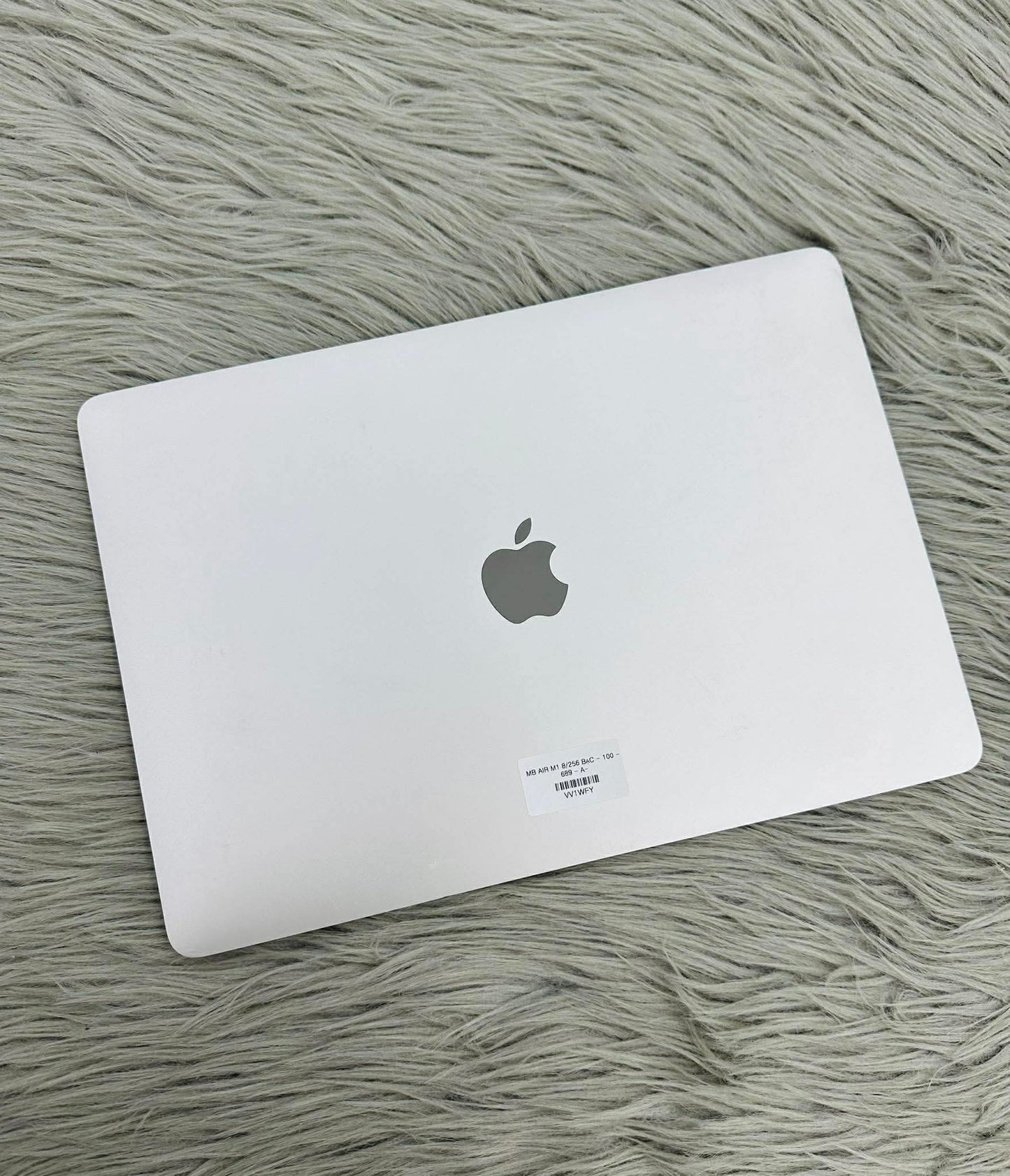 MacBook Air M1 bản 8gb/256gb Màu Bạc - Pin 100% - VV1WFY A-