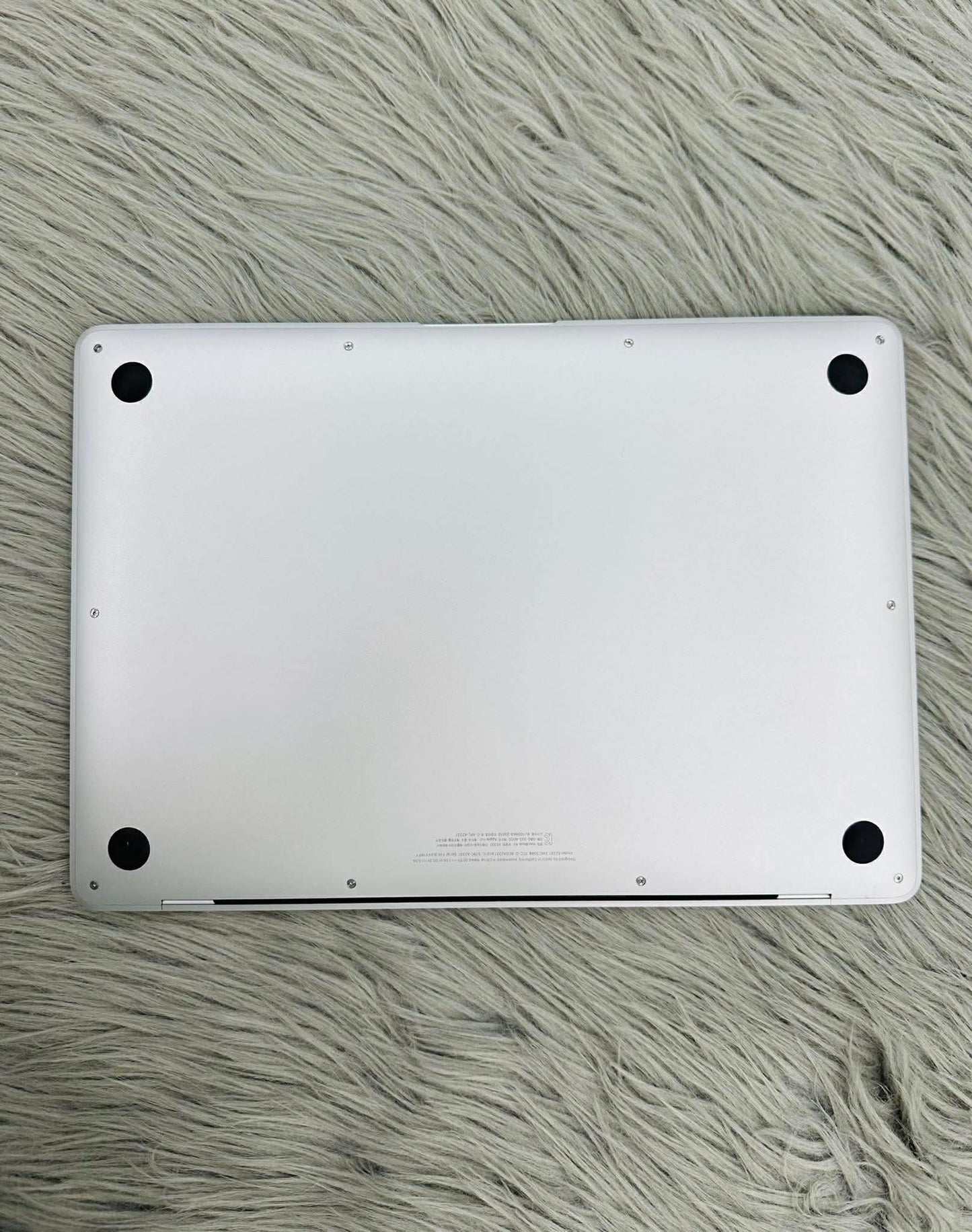MacBook Air M1 bản 8gb/256gb Màu Bạc - Pin 100% - VV1WFY A-