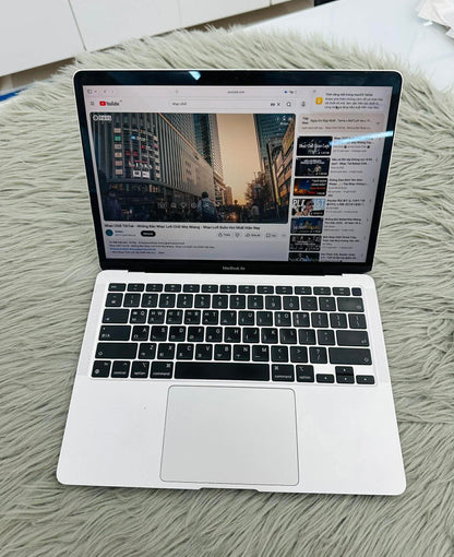 MacBook Air M1 bản 8gb/256gb Màu Bạc - Pin 86% - W7Q6L7 A-*