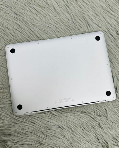 MacBook Air M1 bản 8gb/256gb Màu Bạc - Pin 86% - W7Q6L7 A-*