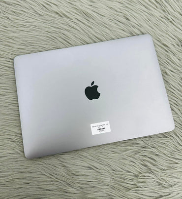 MacBook Air M1 bản 8GB / 256GB Màu xám - Pin 94% - Q7Q6L4 A-