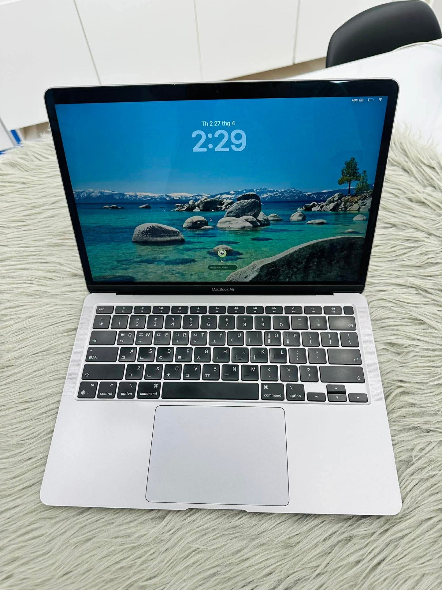 MacBook Air M1 bản 8GB / 256GB Màu xám - Pin 94% - Q7Q6L4 A-