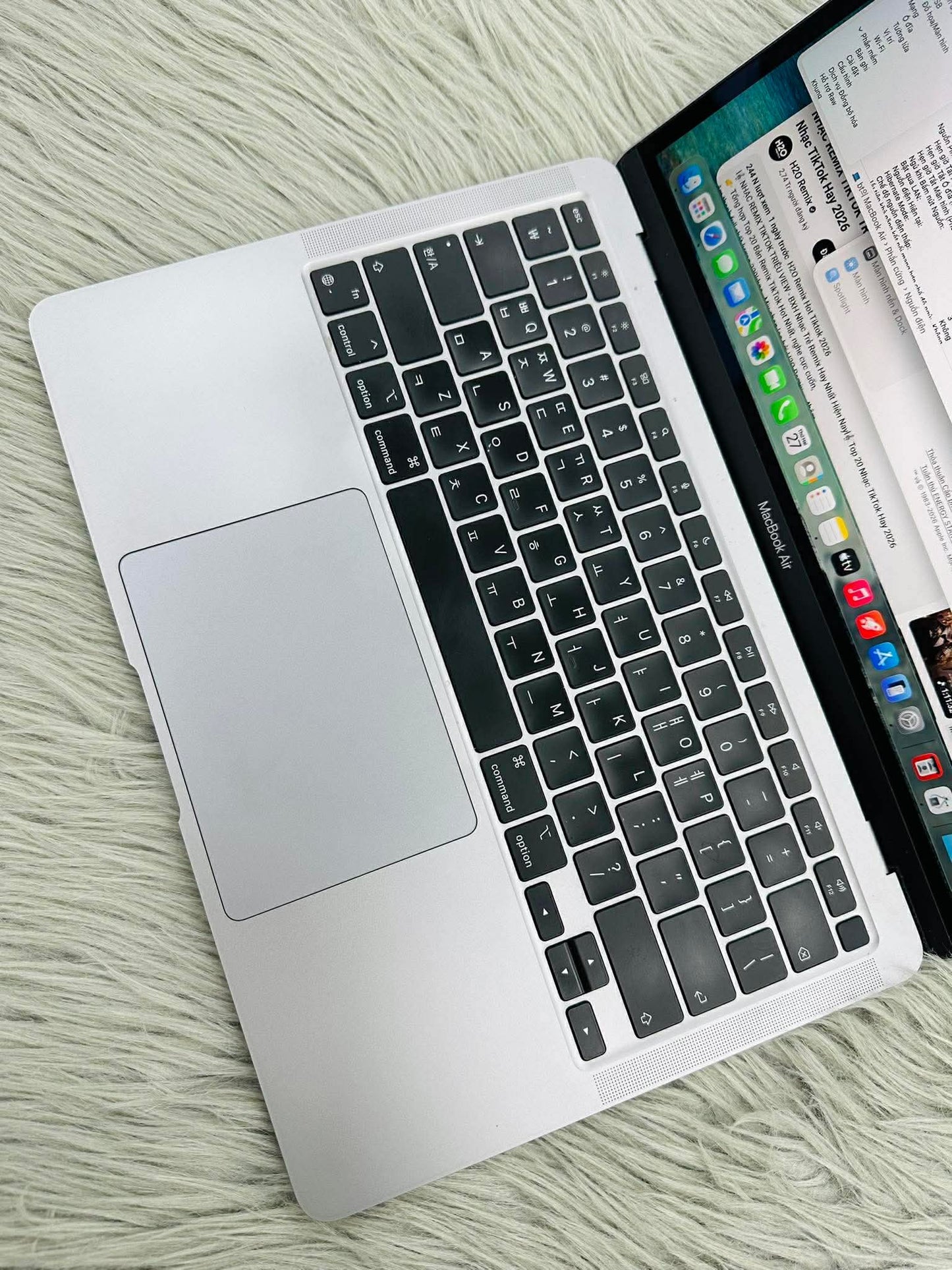MacBook Air M1 bản 8GB / 256GB Màu xám - Pin 87% - T8Q6L4 A-