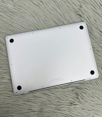 MacBook Air M1 bản 8gb/256gb Màu Bạc - Pin 93% - H2Q6L7 A-