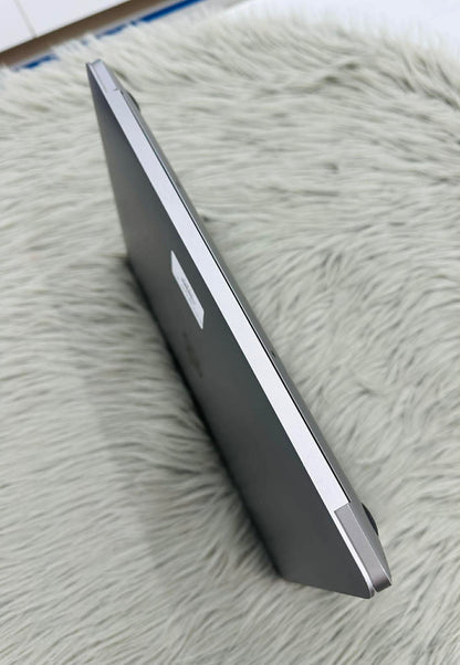 MacBook Air M1 bản 8GB / 256GB Màu xám - Pin 87% - HQQ6L4 B*