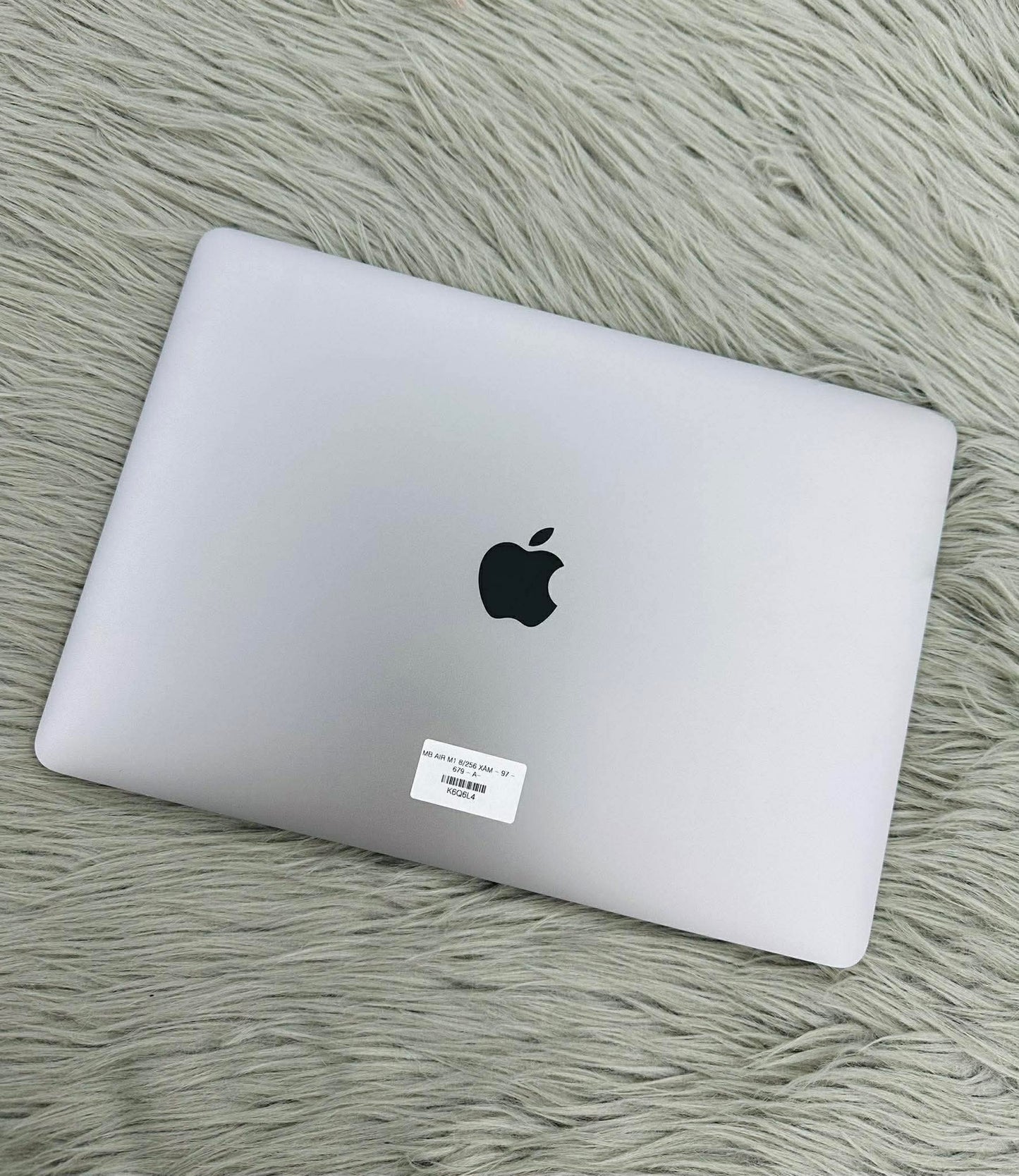 MacBook Air M1 bản 8GB / 256GB Màu xám - Pin 97% - K6Q6L4 A-