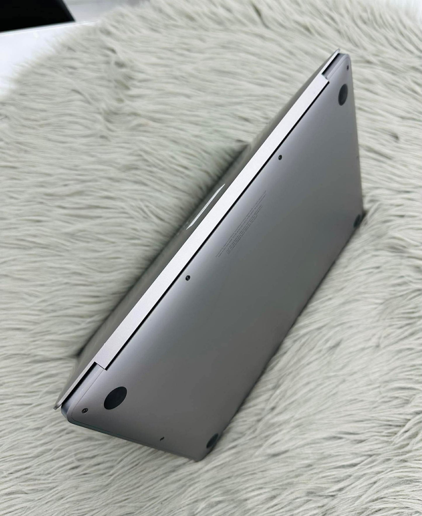 MacBook Air M1 bản 8GB / 256GB Màu xám - Pin 97% - K6Q6L4 A-