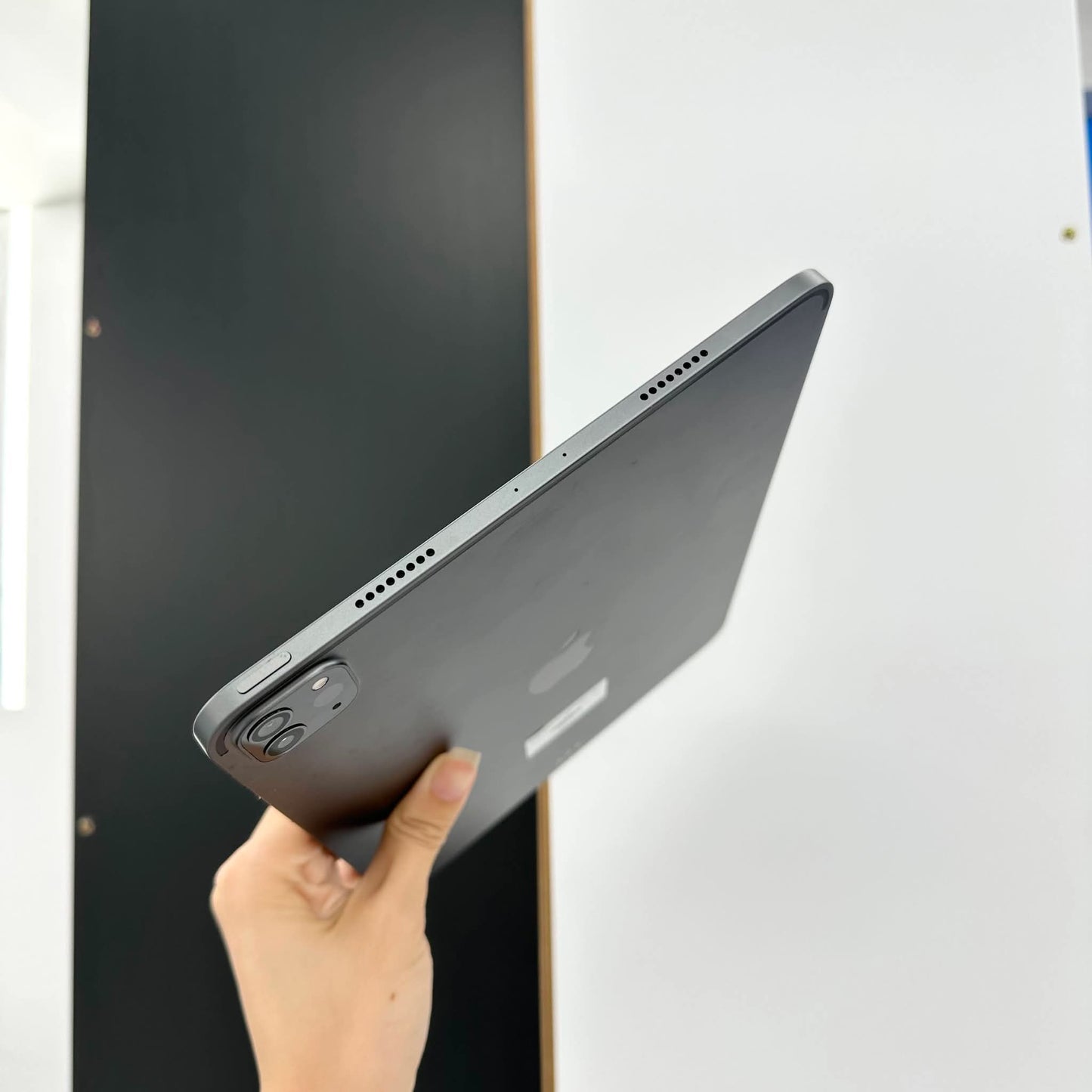 IPad Pro M1 bản 256gb Màu xám - Pin 96% - VMK4F
