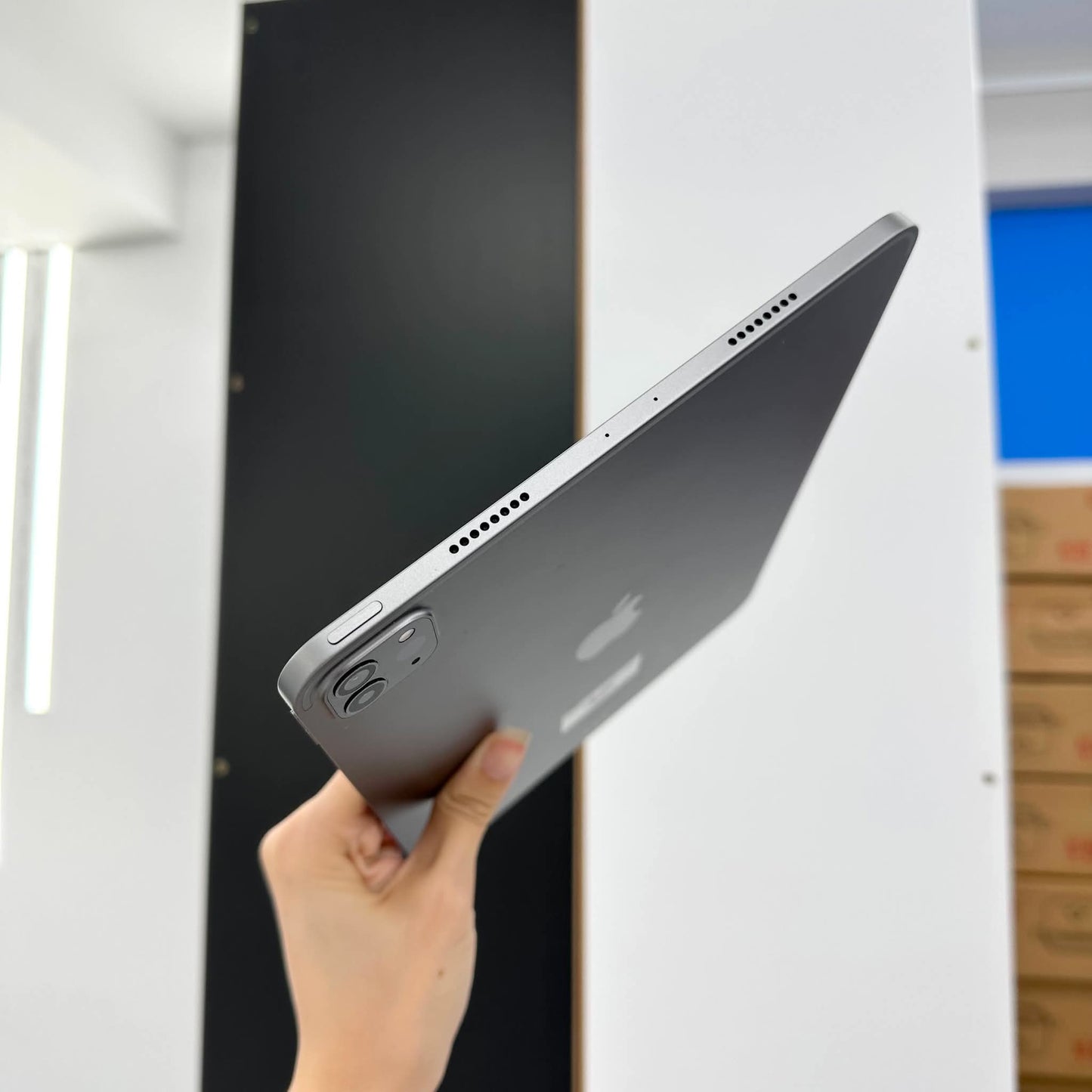 IPAD PRO M2 128 Màu Xám - Pin 100% sạc 21 lần - L9X6T Busan
