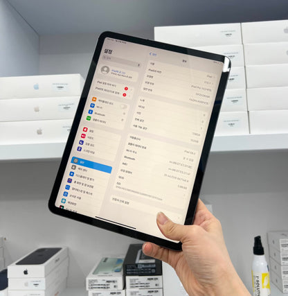 IPad Pro 2020 bản 128gb Màu xám BAN SIM - Pin 90% - RPV13 A-*