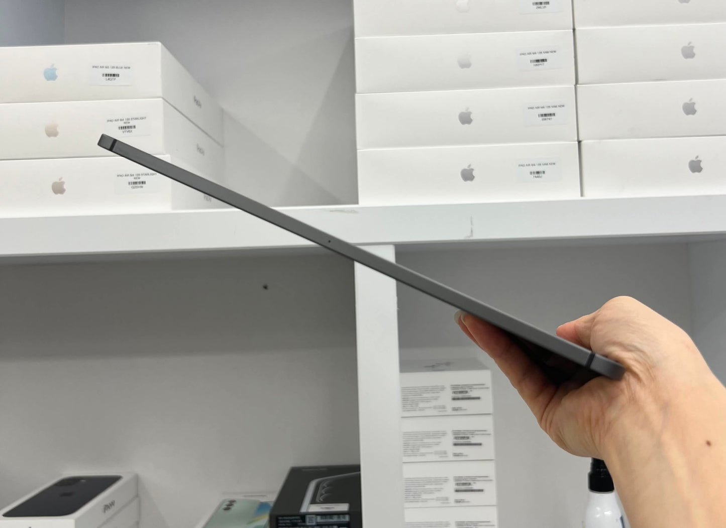 IPad Pro 2020 bản 128gb Màu xám BAN SIM - Pin 90% - RPV13 A-*