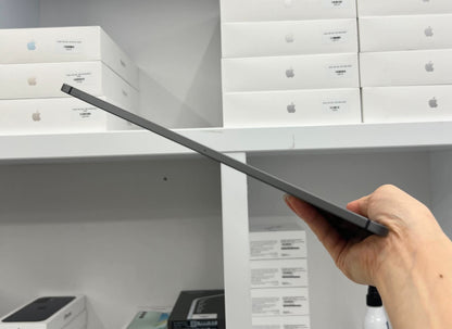 IPad Pro 2020 bản 128gb Màu xám BAN SIM - Pin 90% - RPV13 A-*