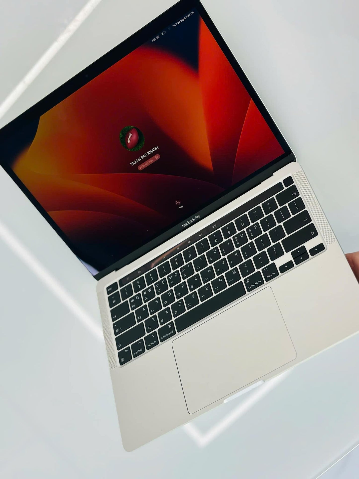 MacBook Pro M2 bản 8gb / 256gb Màu bạc, Pin zin 100%, Máy zin chưa qua thay sửa