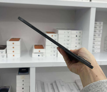 IPad pro M4 bàn 256GB Màu Xám - Pin 94%- 63CFV