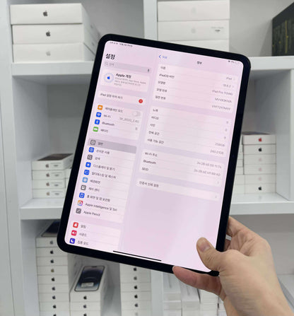 IPad Pro M4 bản 256GB Màu xám - Pin 100% đã sạc 44 lần - 97M99