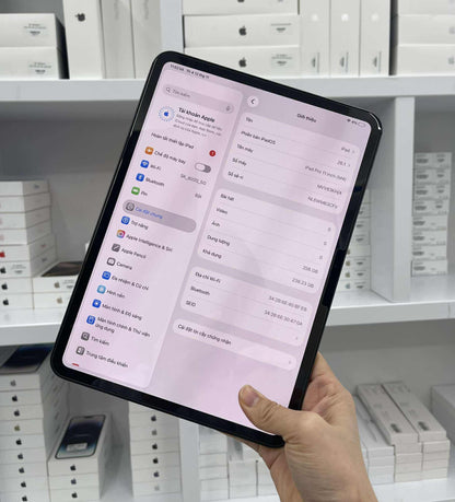 IPad pro M4 bàn 256GB Màu Xám - Pin 94%- 63CFV