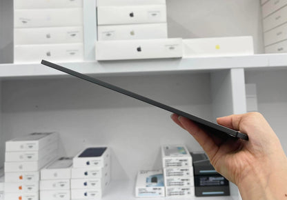IPad Pro M4 bản 256GB Màu xám - Pin 90% - QFYLJ A-