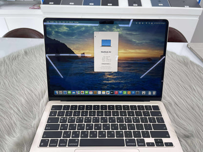MacBook Air M2 bản 8gb/256gb Màu Starlight - Pin 100% sạc 10 lần - 4YT27