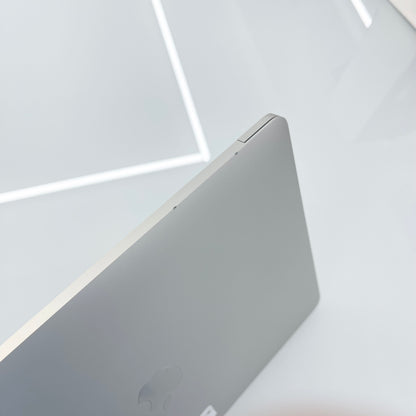 MacBook Pro M2 bản 8/256 màu Bạc - Pin 96% - T9D4M *
