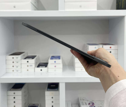 IPad Pro M4 bản 256GB Màu xám - Pin 100% đã sạc 44 lần - 97M99